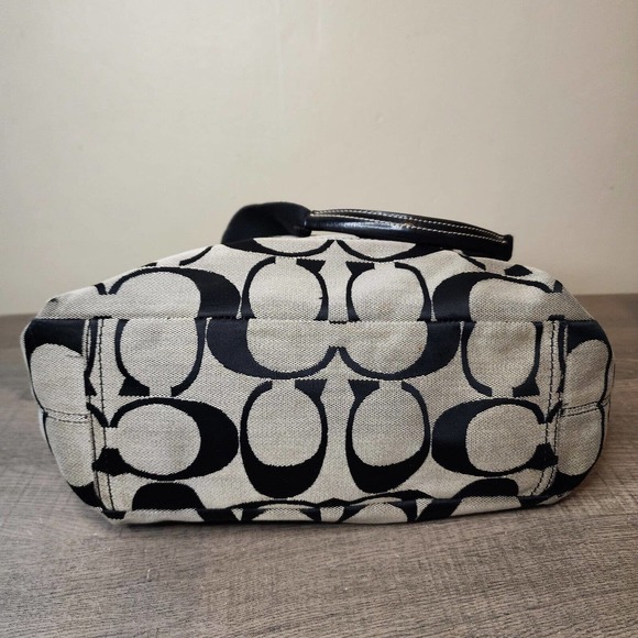 Coach Kyra Signature Tote Purse Shoulder Bag Handbag A1281-F18855 - Picture 4 of 10